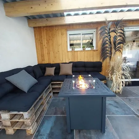 Le Clos Fmr - *