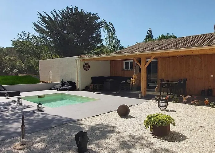 Le Clos Fmr - *
